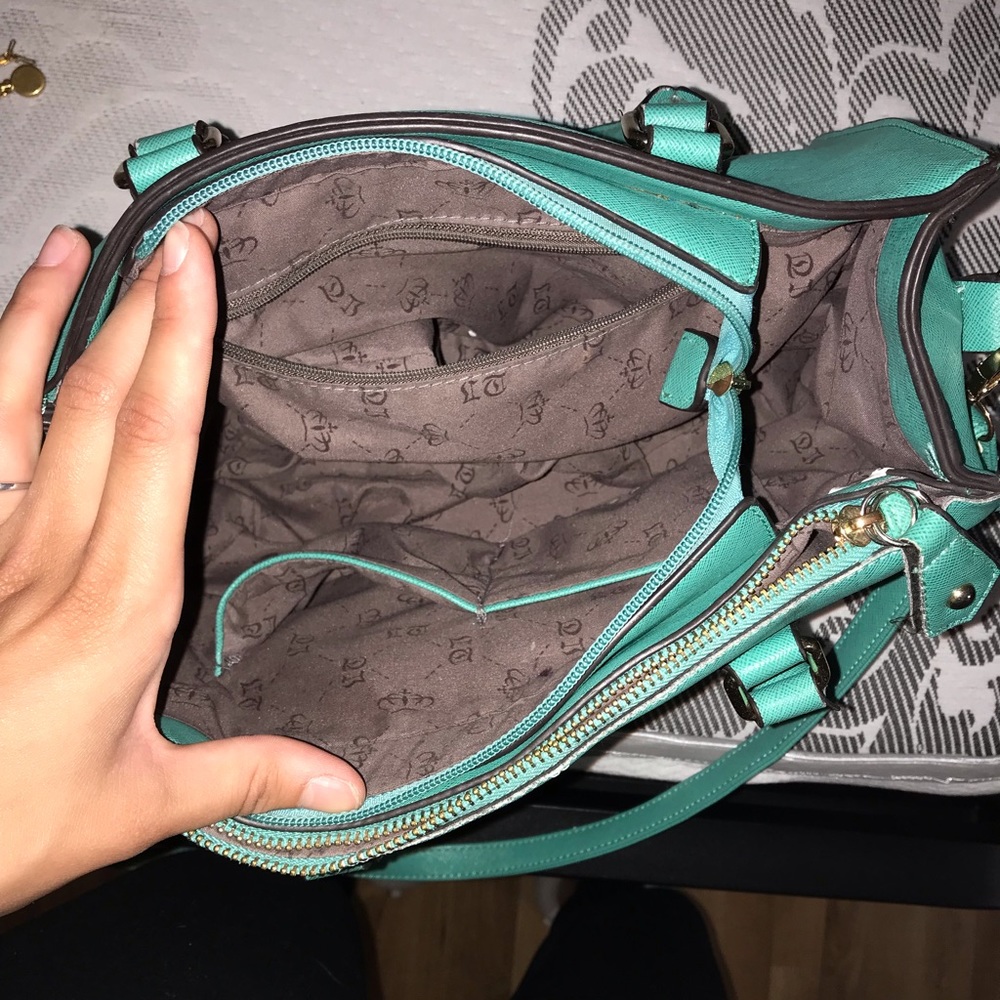 Purse - Picture 2 of 2